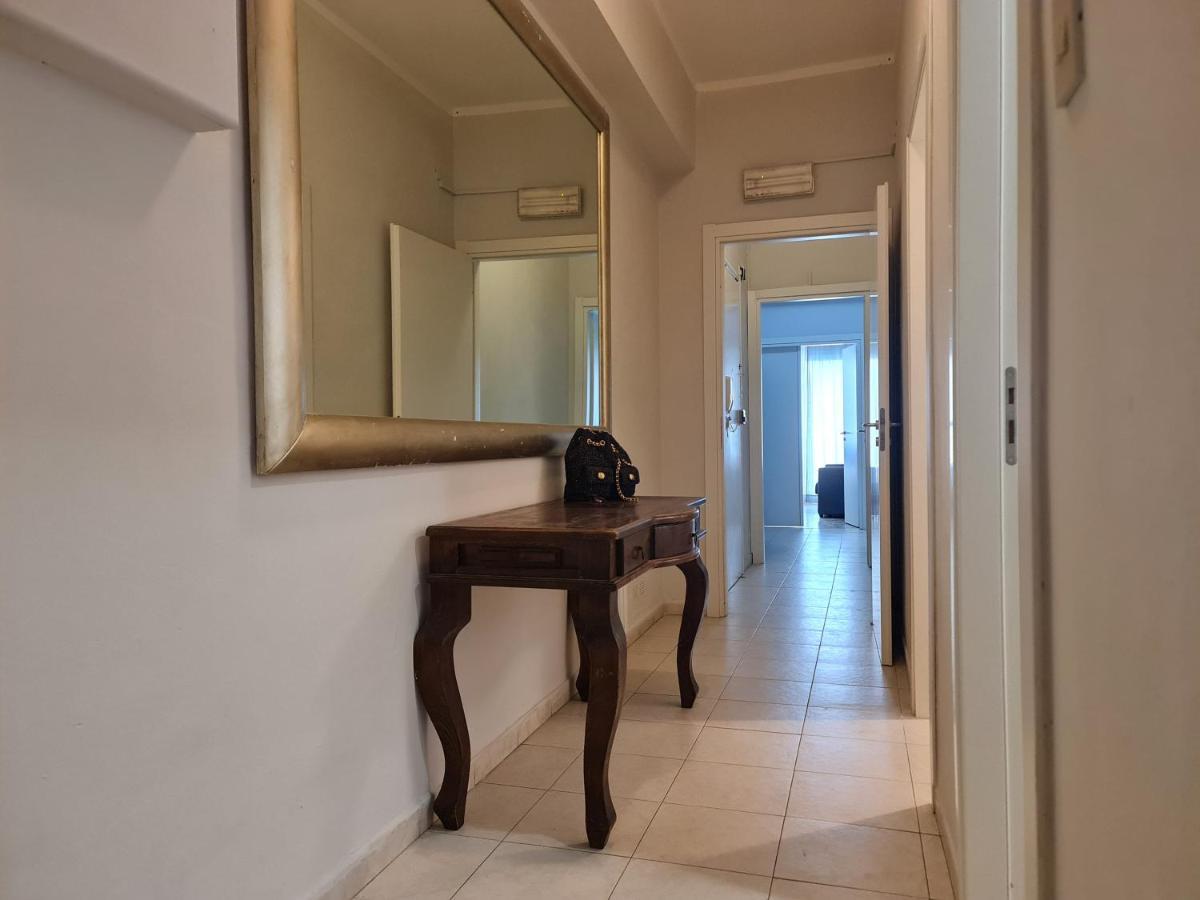 Lc Gramsci Guest House Self Check-In ปิซา ภายนอก รูปภาพ